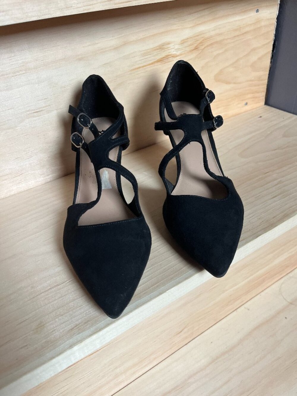 NWOB Fioni Dany Strappy Heels - size 7